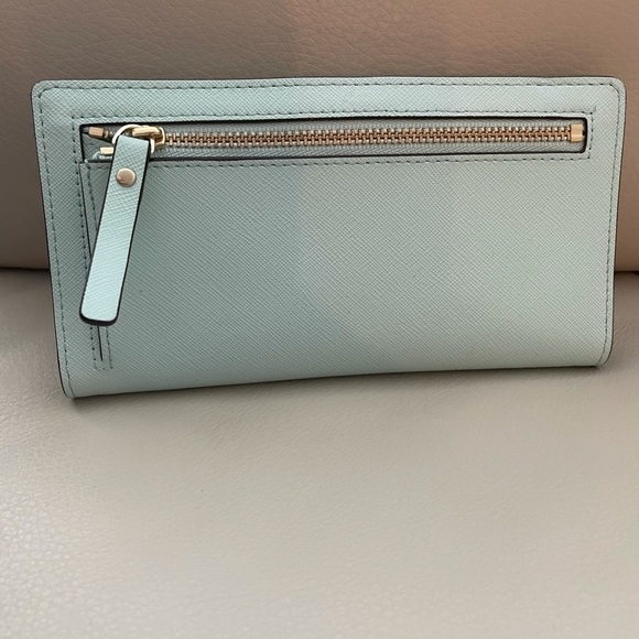 Kate Spade wallet - Picture 2 of 8